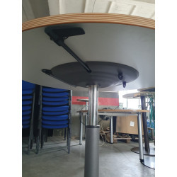 Stolil hydrauliczny bankietowy STEELCASE