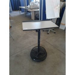 Mównica na kółkach (M2)